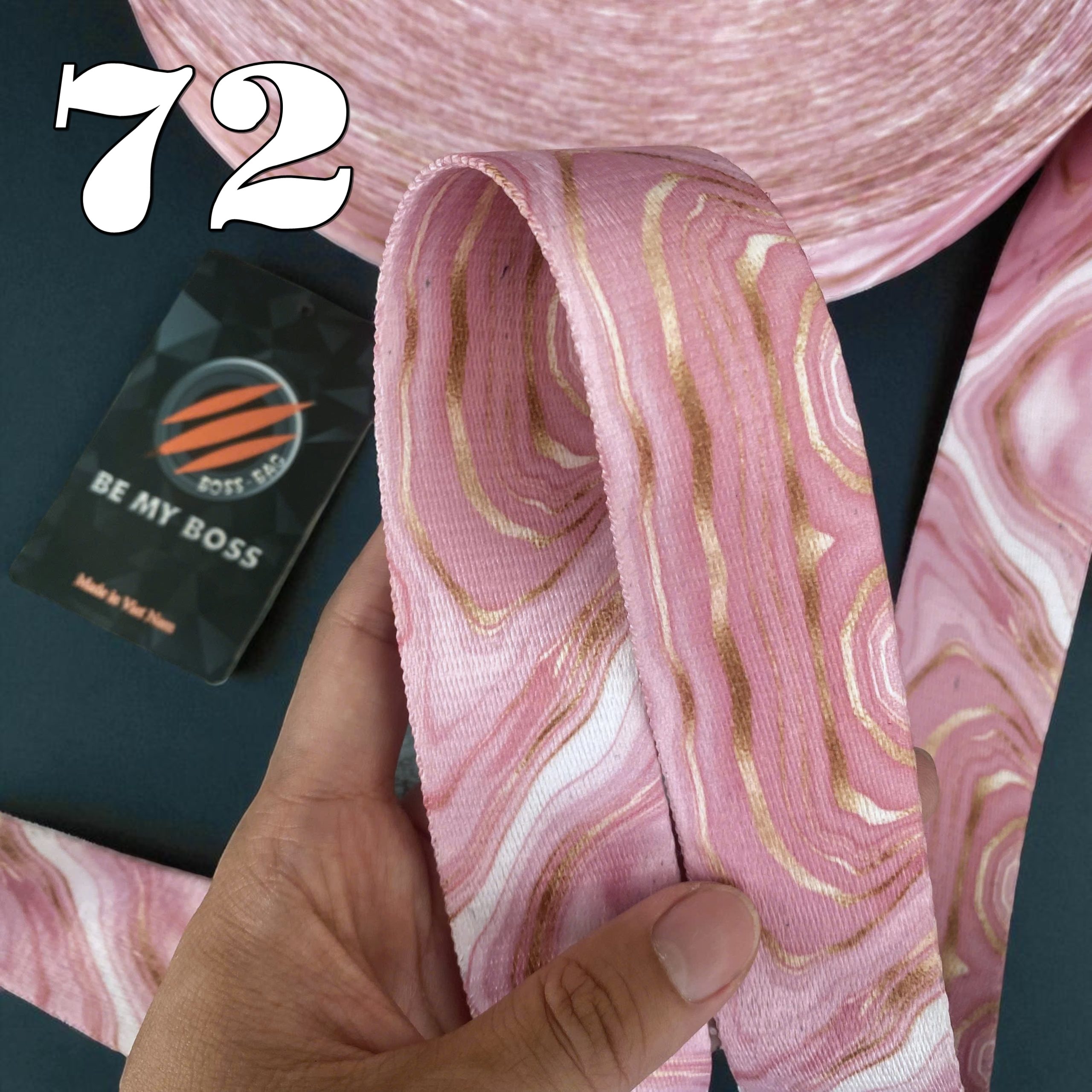 Mã 72 – Hồng Gạch Men